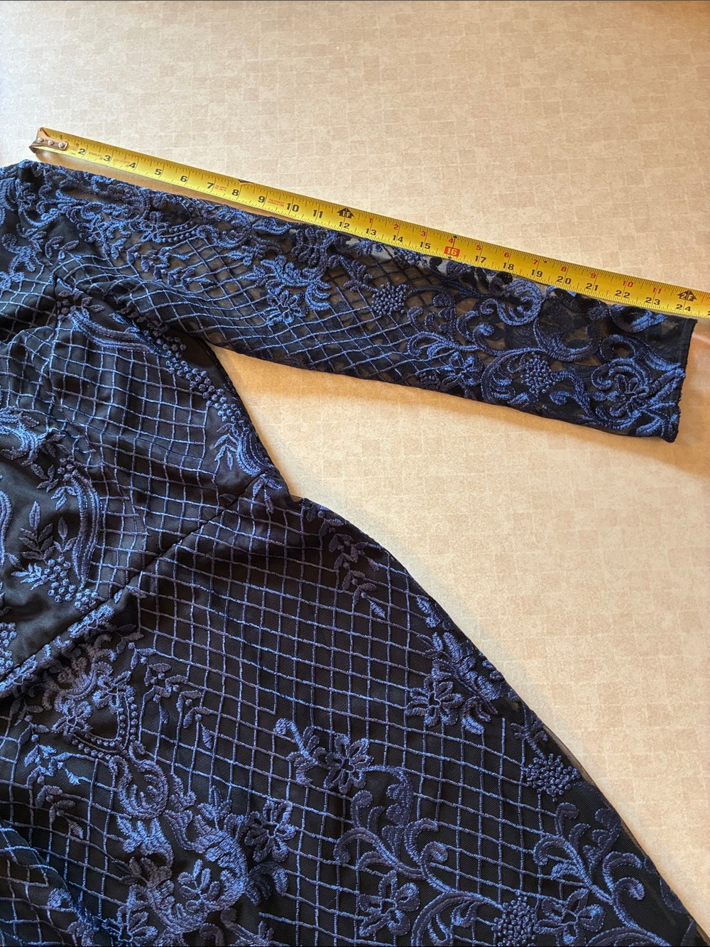 Donna Karan New York Black/Blue Lace Dress 12 - Picture 10 of 13